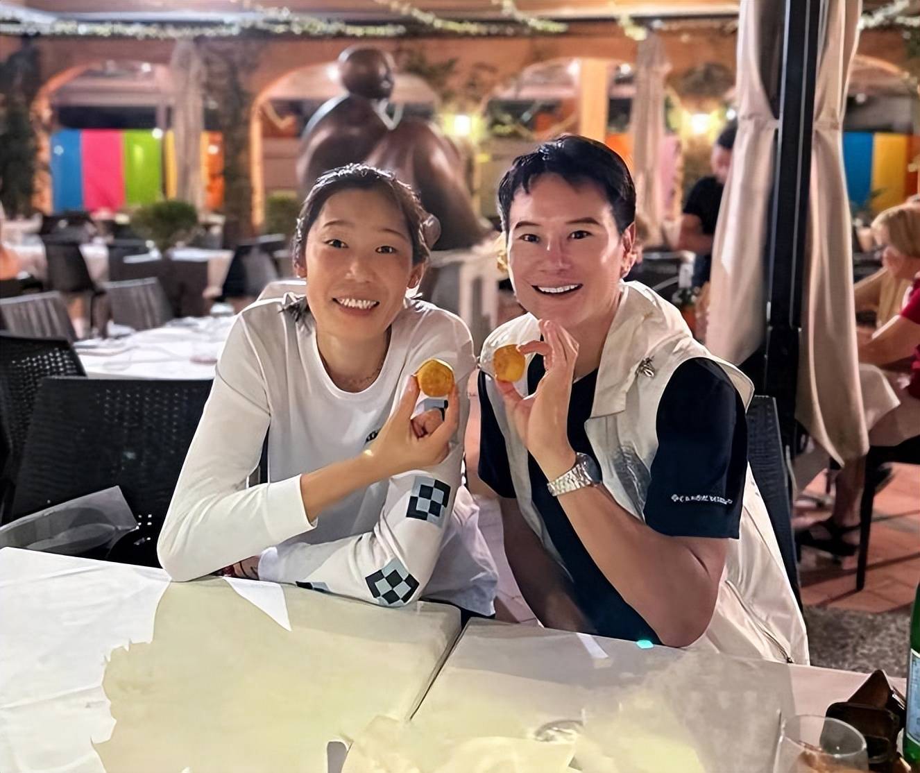 朱婷宣布重大决定结婚，体育界的璀璨明星步入婚姻殿堂