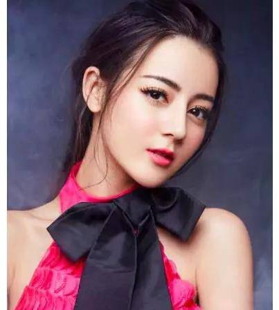 澳门六采夜莺姐姐的角色揭秘
